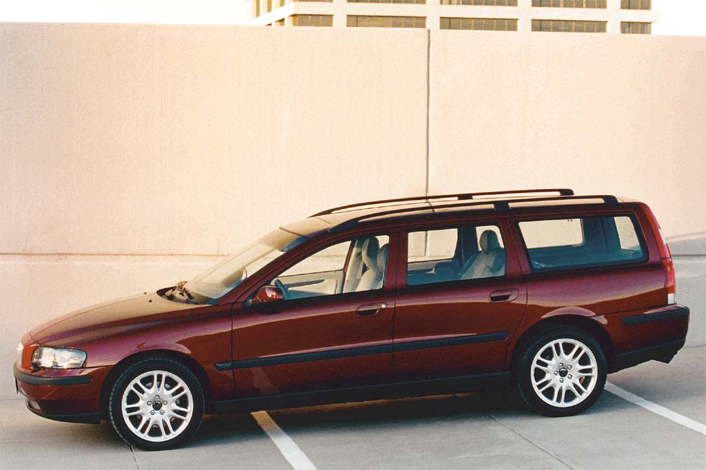 download 01 Volvo V70 workshop manual