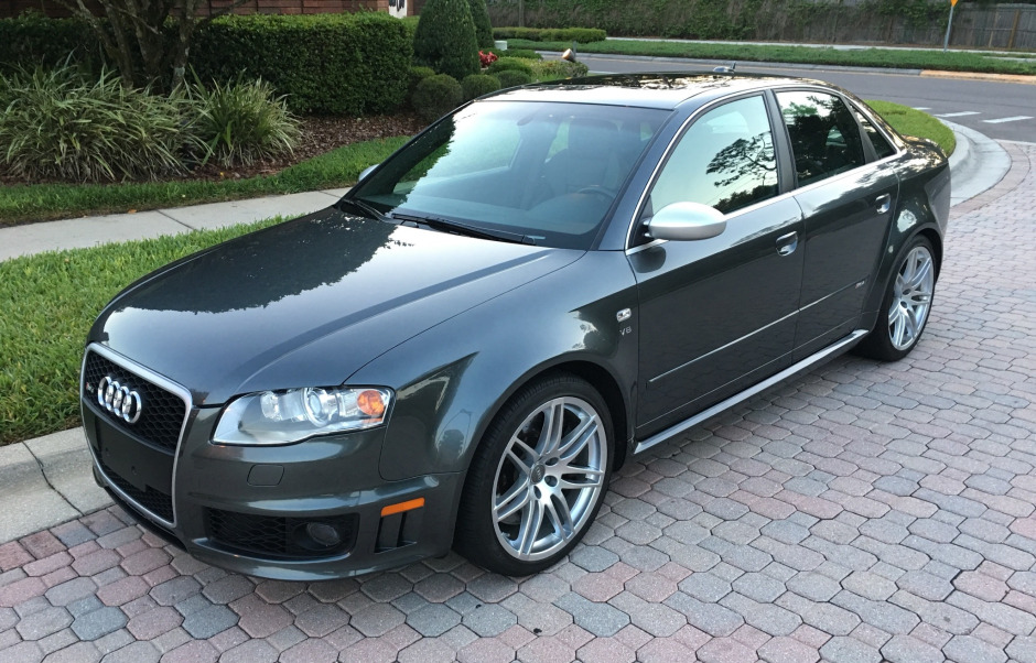 download Audi RS4 workshop manual