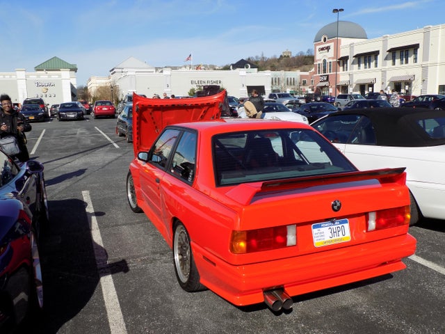 download BMW 3 E30  able workshop manual