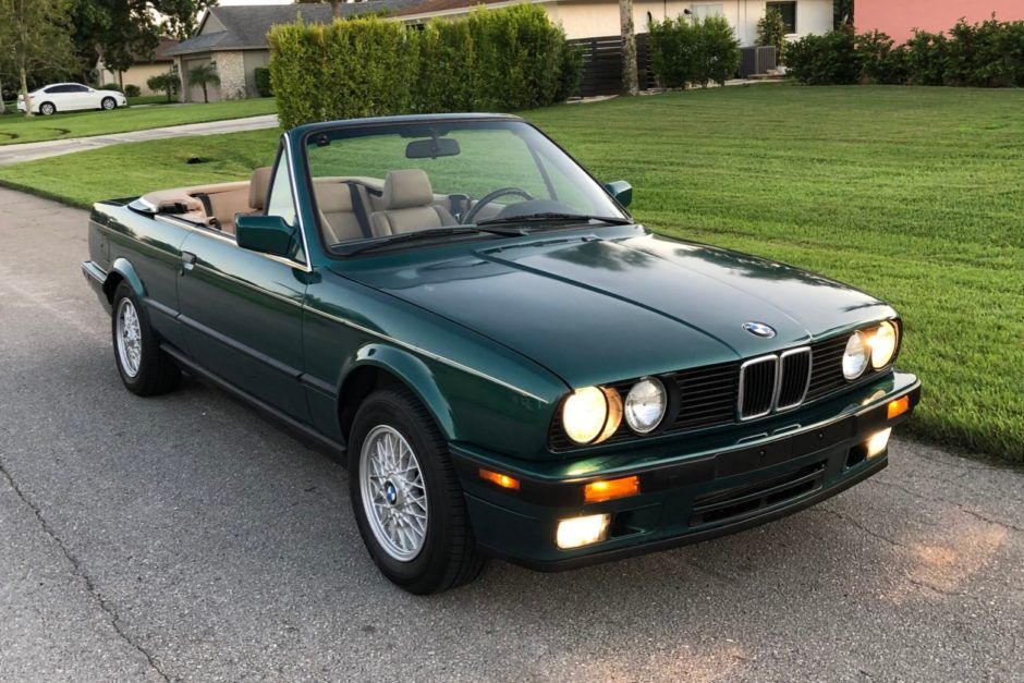 download BMW 325i Convertible  45 MB workshop manual