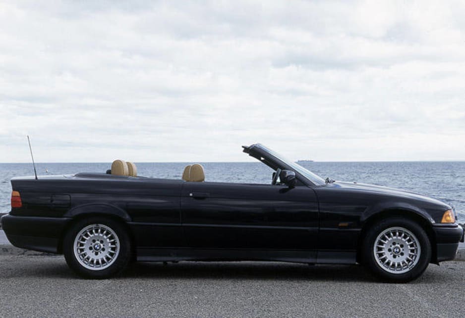 download BMW 328i Convertible workshop manual