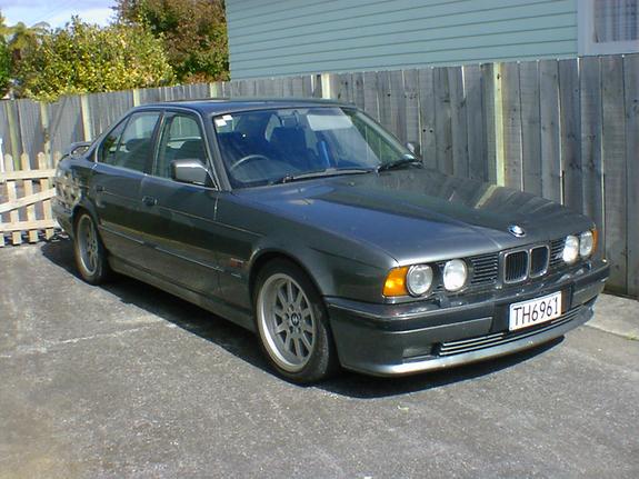 download BMW 5 E34 workshop manual