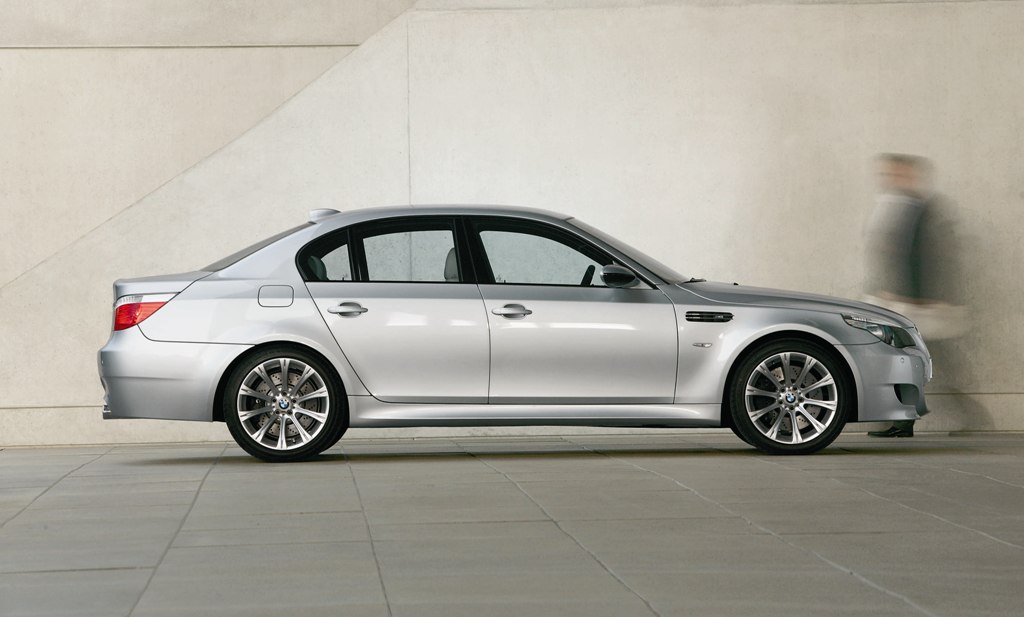 download BMW 5 E60 61 workshop manual