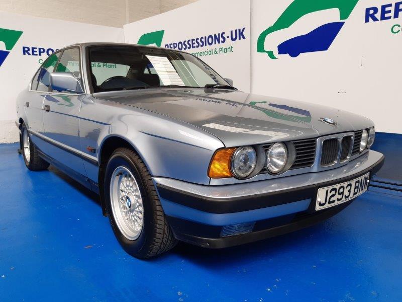 download BMW 520I E34 able workshop manual