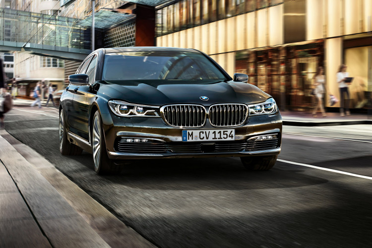 download BMW 740I workshop manual