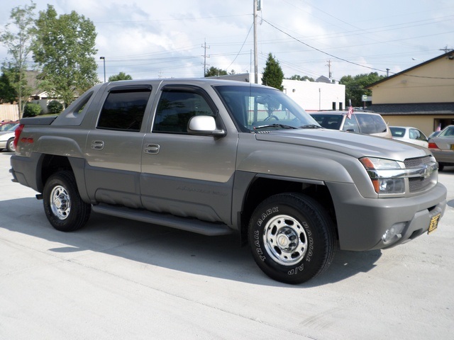 download Chevrolet Avalanche 2500 workshop manual