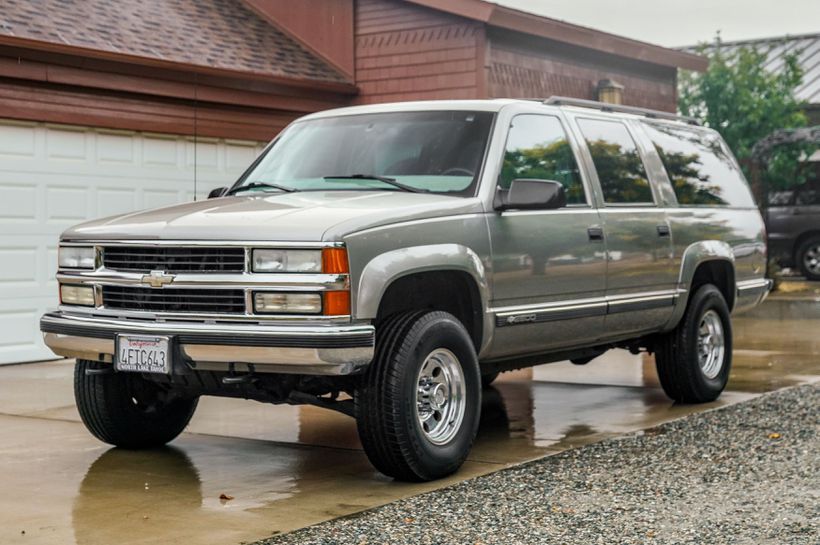 download Chevrolet K2500 Suburban able workshop manual