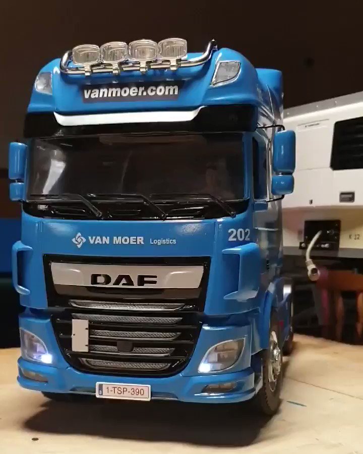 download DAF XF Trucks workshop manual