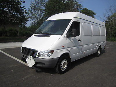 download Dodge Sprinter 2.7L CDI 02 06 workshop manual