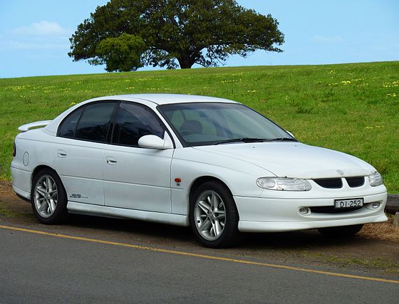 download HOLDEN COMMODORE VT I workshop manual