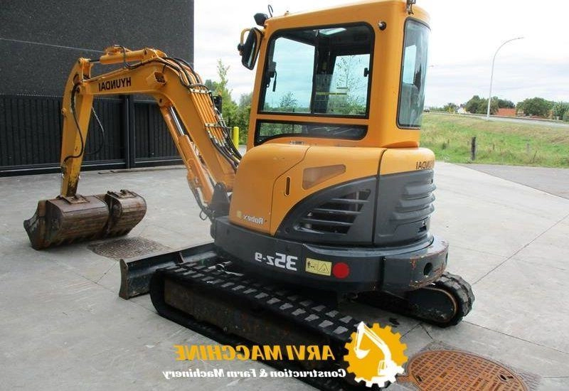 download Hyundai R35Z 7A Mini Excavator able workshop manual