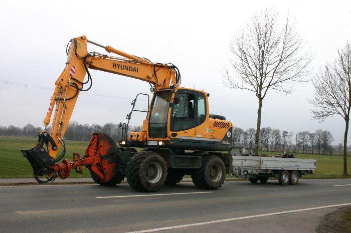 download Hyundai Robex 140W 9 R140W 9 Wheel Excavator able workshop manual