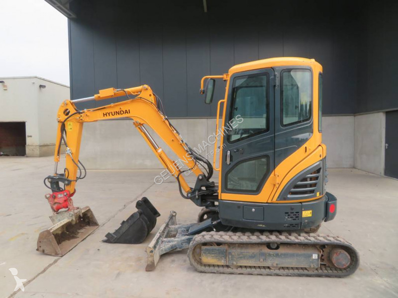 download Hyundai Robex 15 7 Mini Excavator able workshop manual