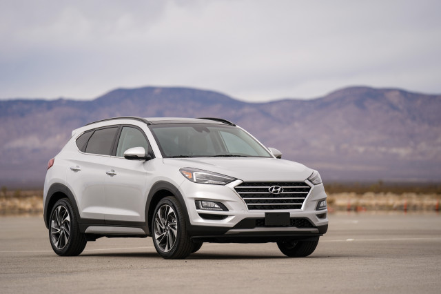 download Hyundai Tucson workshop manual