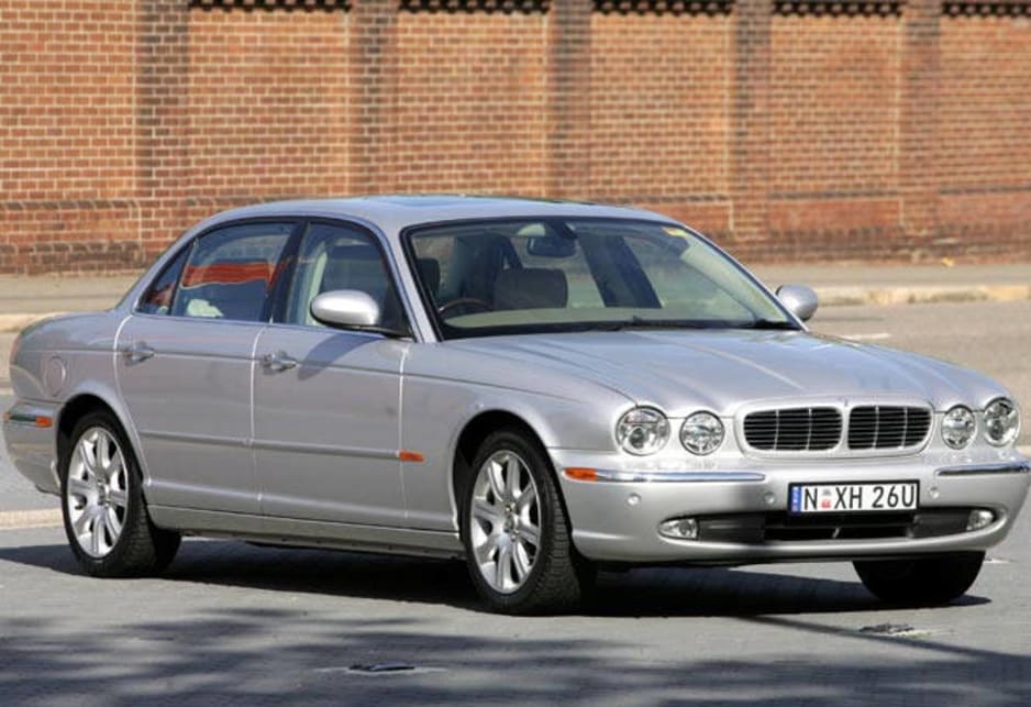 download JAGUAR XJ range 3.0 Litre V6 3.5 Litre 4.2 Litre V8 Veh workshop manual