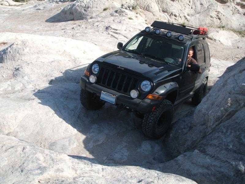 download JEEP LIBERTY KJ Gas workshop manual