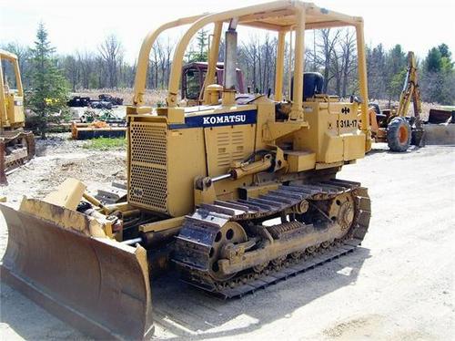 download Komatsu D31PLL 17 Bulldozer able workshop manual