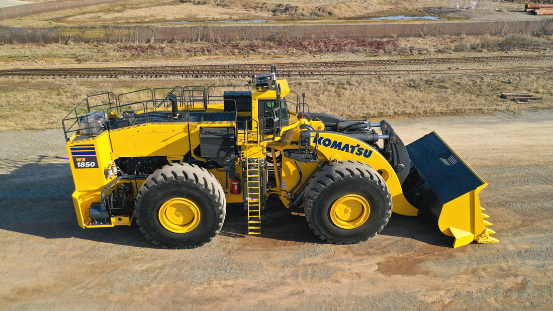 download Komatsu WA900L 3 Wheel Loader 5 up able workshop manual