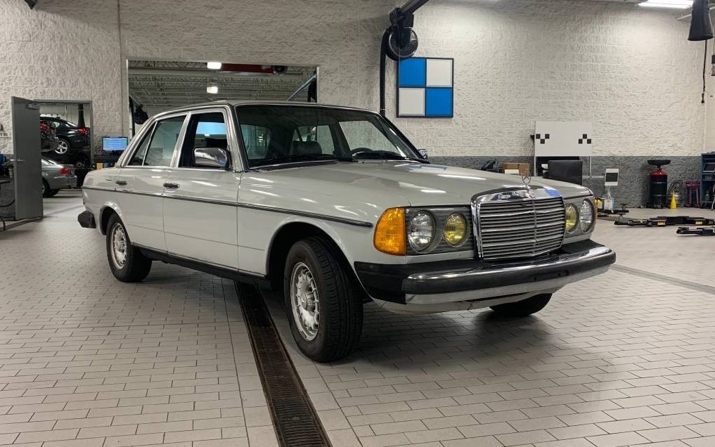 download MERCEDEZ BENZ W123 workshop manual