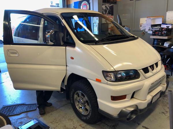 download MITSUBISHI DELICA workshop manual