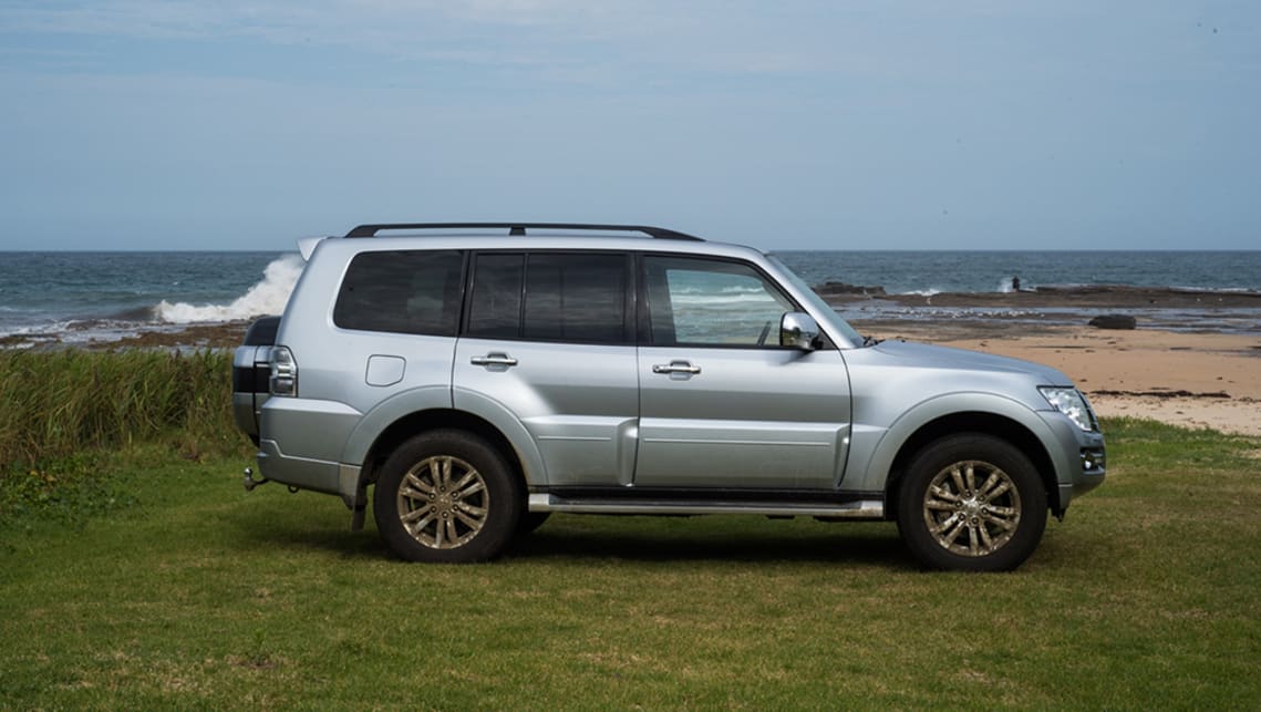 download MITSUBISHI PAJERO able workshop manual