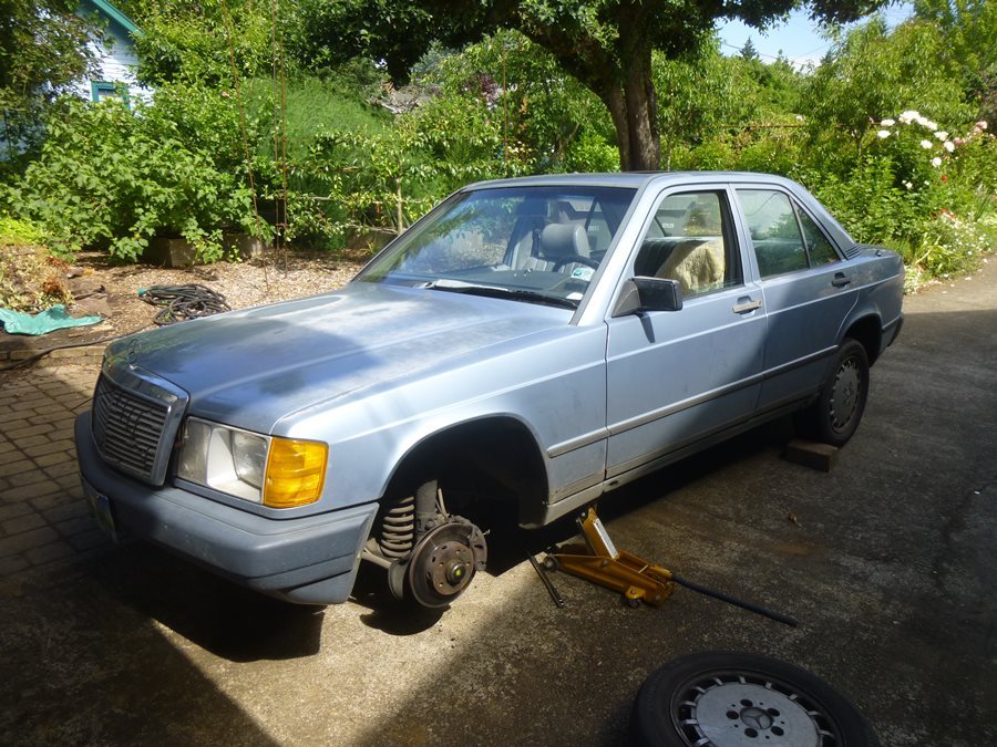 download Mercedes 190E 89 workshop manual