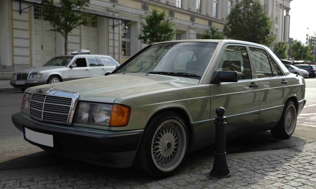 download Mercedes 190E 89 workshop manual