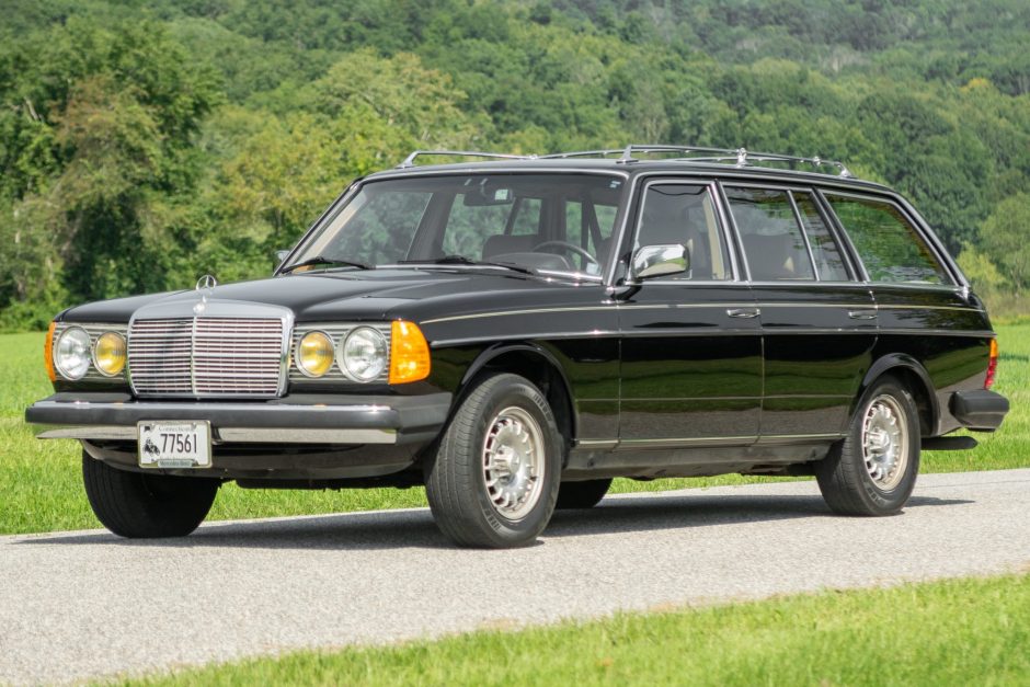 download Mercedes 300D 93 able workshop manual