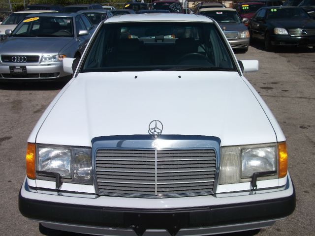 download Mercedes 300E 93 able workshop manual