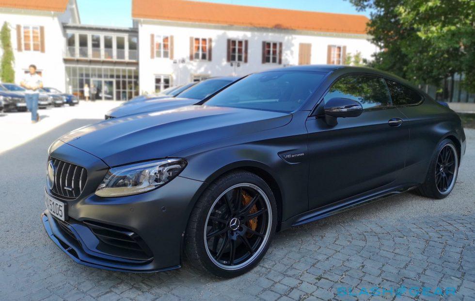 download Mercedes Benz C63 AMG workshop manual