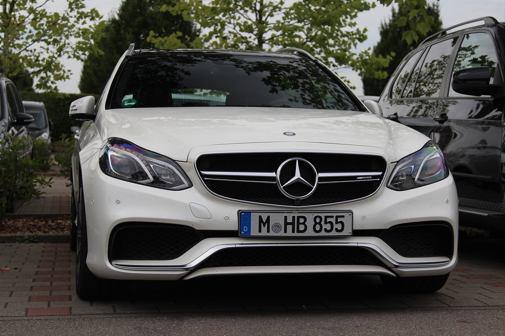 download Mercedes Benz E63 AMG workshop manual