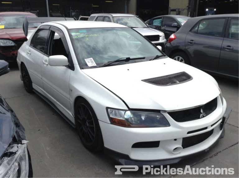 download Mitsubishi Evolution 8 MR workshop manual