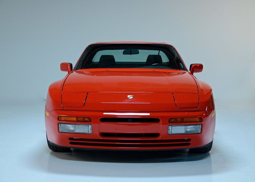 download Porsche 944 Turbo workshop manual