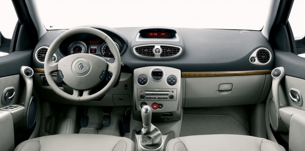 download Renault Clio III workshop manual