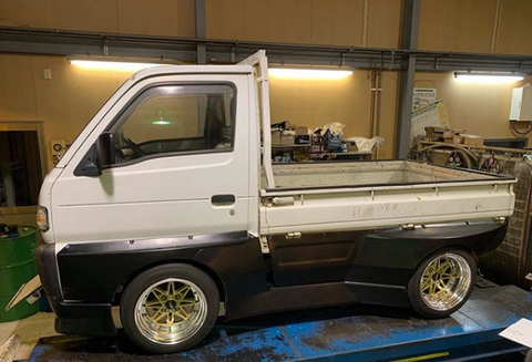 download Suzuki Carry able workshop manual