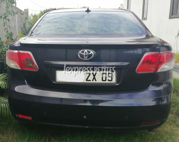 download TOYOTA AVENSIS workshop manual