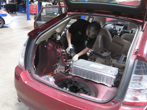 download TOYOTA PRIUS BATTERY REMOVAL workshop manual