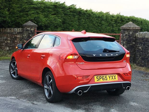 download VOLVO V40 workshop manual